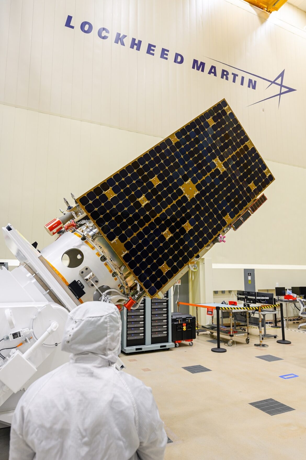 Lockheed Martin's First LM 400 Multi-Mission Space Vehicle Completes Demanding Testing Milestone