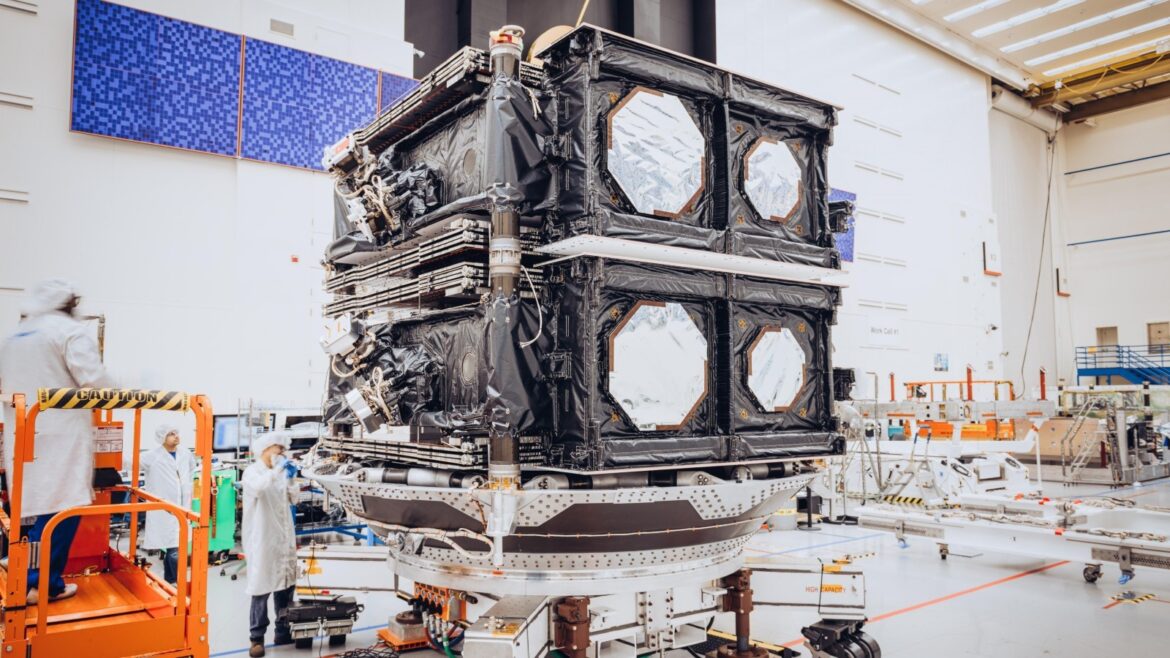 Boeing Delivers Second Pair of O3b mPOWER Satellites to SES